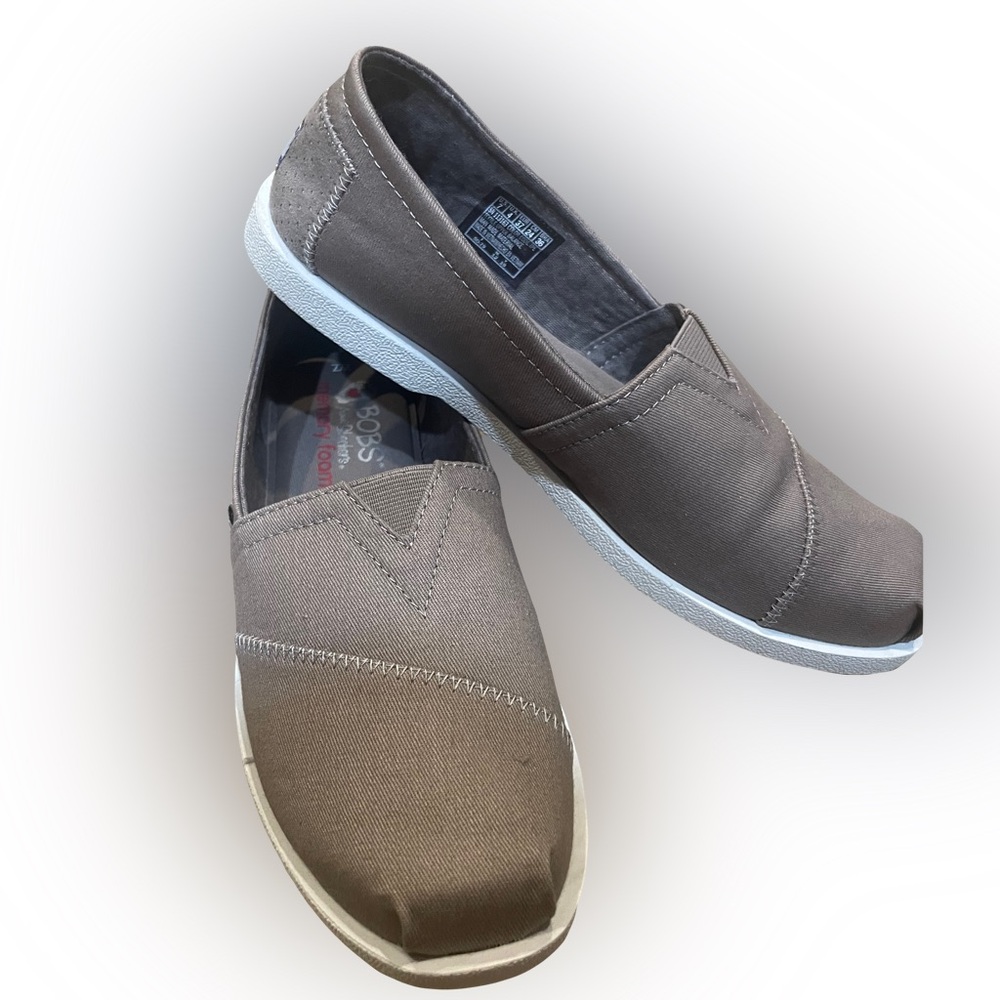 Bob Shoes Chill Luxe - Sierra Sundays, Taupe size 7